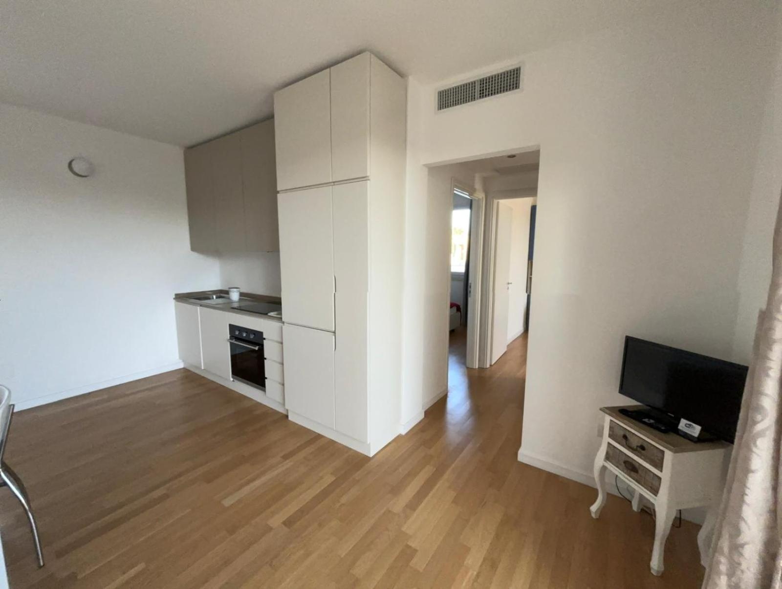 Aparthotel Residence Ludovica - Piscina Panoramica Vista Mare Санта-Марія-аль-Баньо Екстер'єр фото