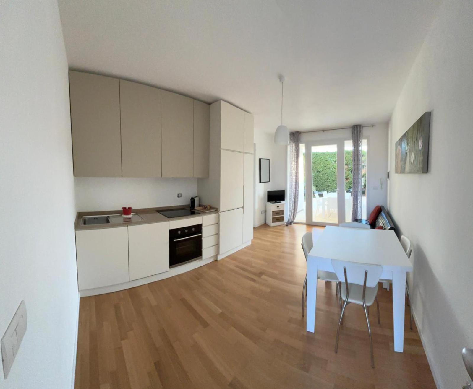 Aparthotel Residence Ludovica - Piscina Panoramica Vista Mare Санта-Марія-аль-Баньо Екстер'єр фото