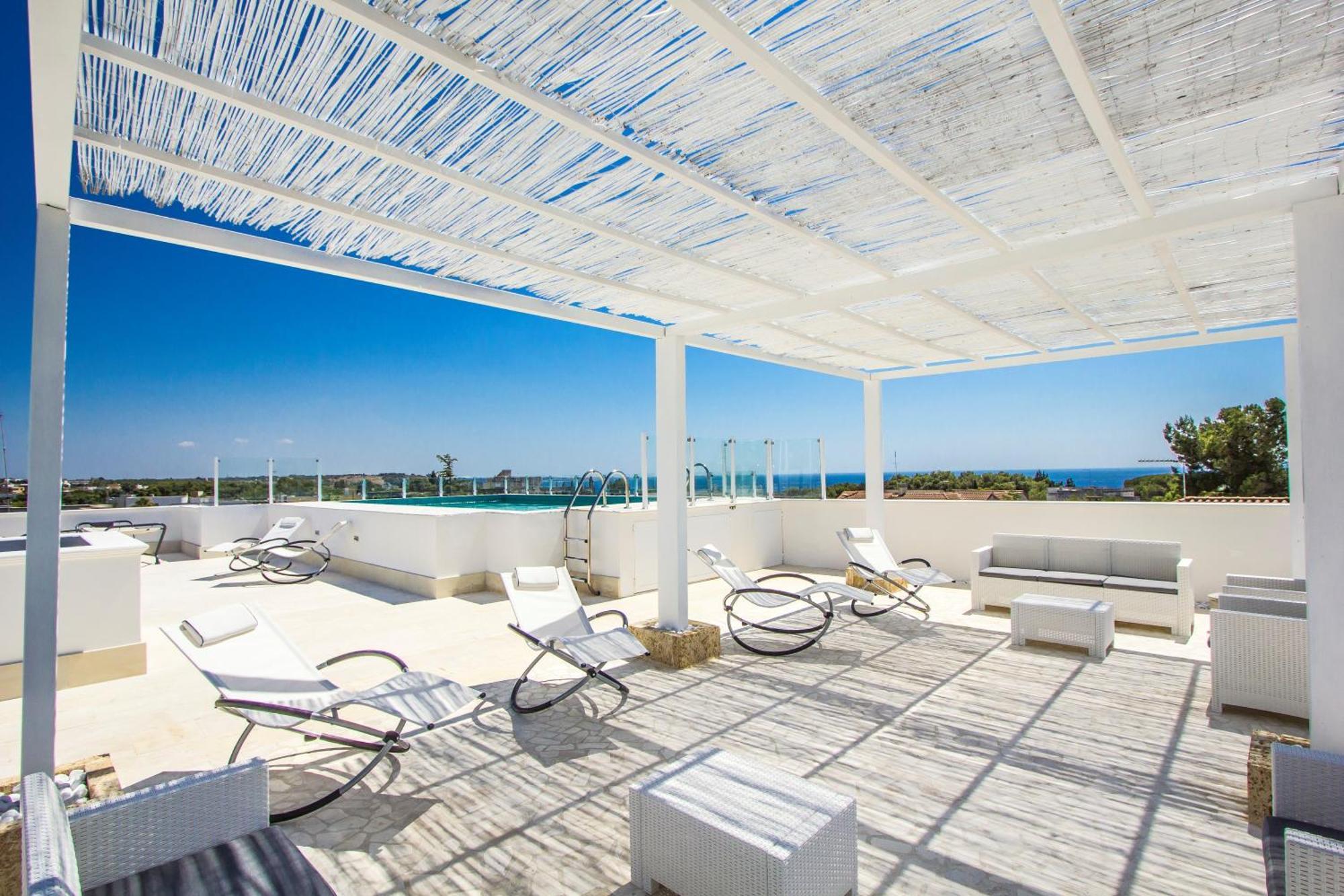 Aparthotel Residence Ludovica - Piscina Panoramica Vista Mare Санта-Марія-аль-Баньо Екстер'єр фото